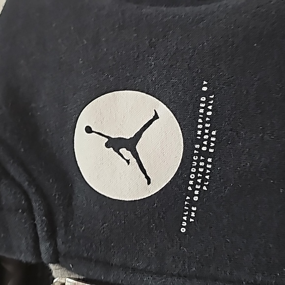 Jordan zipper up sweatshirt - Picture 2 of 6